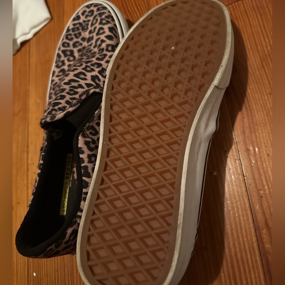 Womens Leopard Print Slip-On Vans - Picture 3 of 3